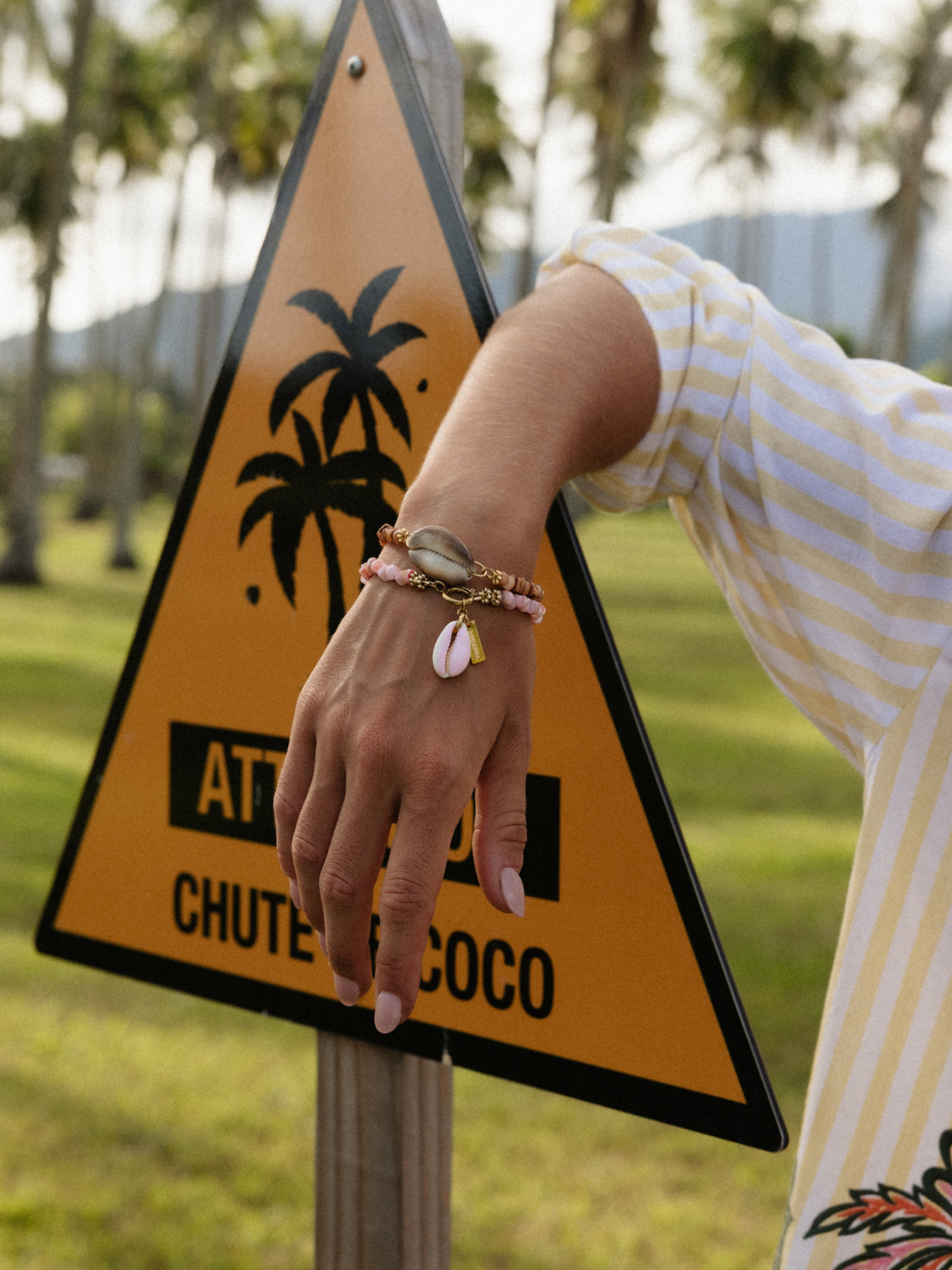 HOLY CAURI! BRACELET