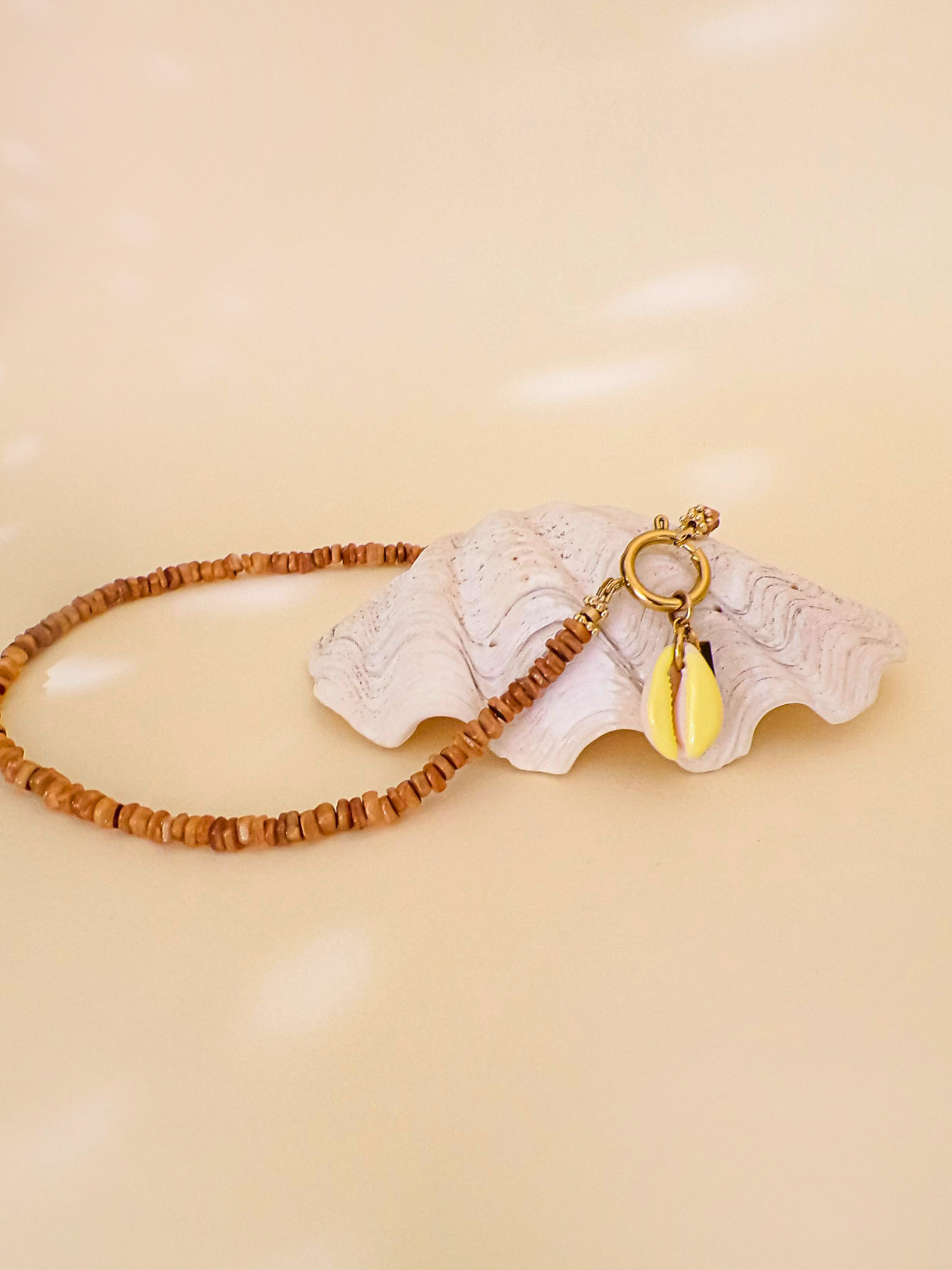 THE SINGLE CAURI CHOKER - ANUANUA Tahiti
